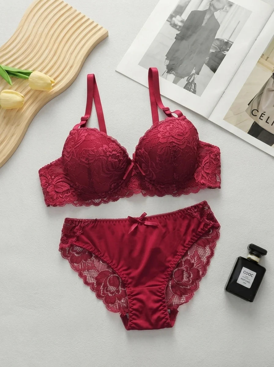 Elegant Lace Comfort Padded Bra & Panty Set – Maroon